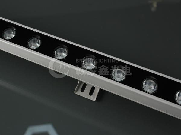 LED wall washing lamp